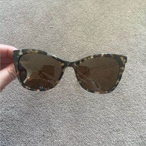 WILLIAM MORRIS Stylish Leopard Print Sunglasses